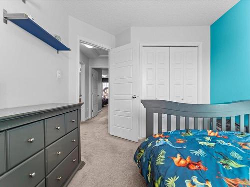 21979 90 Avenue, Edmonton, AB - Indoor Photo Showing Bedroom