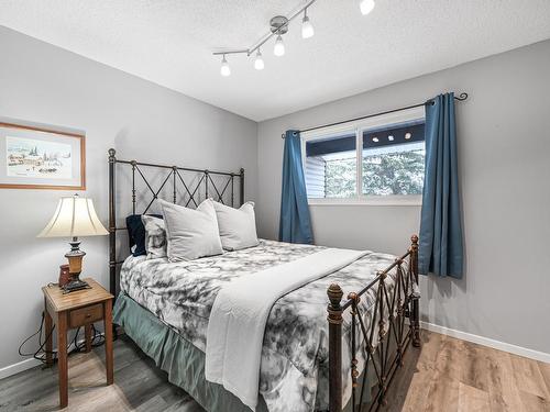 18036 96 Avenue, Edmonton, AB - Indoor Photo Showing Bedroom