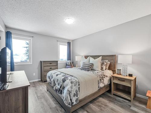 18036 96 Avenue, Edmonton, AB - Indoor Photo Showing Bedroom