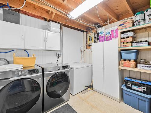 18036 96 Avenue, Edmonton, AB - Indoor Photo Showing Laundry Room