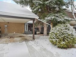 18036 96 Avenue  Edmonton, AB T5T 3N2