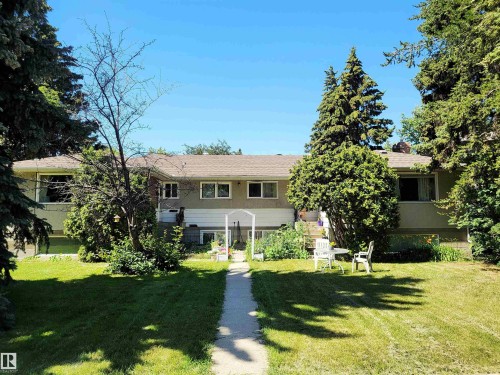 10202 76 Street, Edmonton, AB - Outdoor