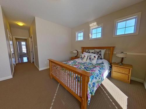 103 Caldwell Way, Edmonton, AB - Indoor Photo Showing Bedroom