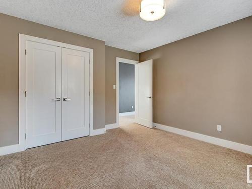 1044 Armitage Crescent, Edmonton, AB - Indoor Photo Showing Other Room