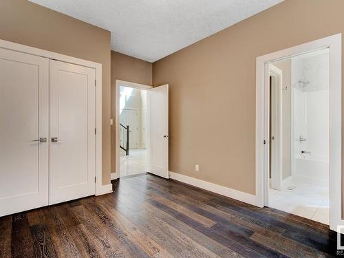 1044 Armitage Crescent, Edmonton, AB - Indoor Photo Showing Other Room