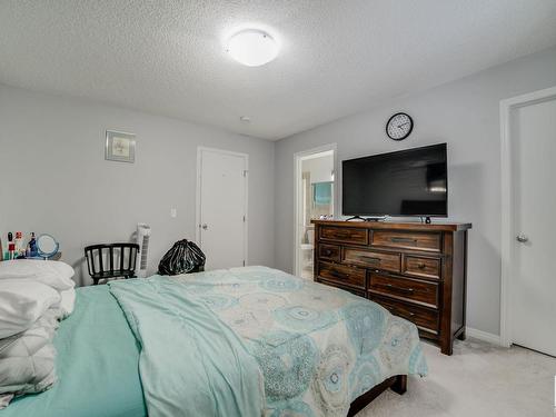 12230 176 Ave Nw, Edmonton, AB - Indoor Photo Showing Bedroom