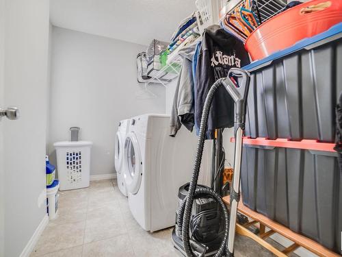 12230 176 Ave Nw, Edmonton, AB - Indoor Photo Showing Laundry Room