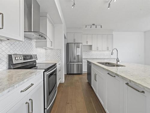 21351 96 Avenue, Edmonton, AB - Indoor Photo Showing Kitchen With Double Sink With Upgraded Kitchen