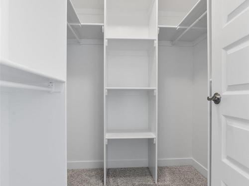 21351 96 Avenue, Edmonton, AB - Indoor With Storage