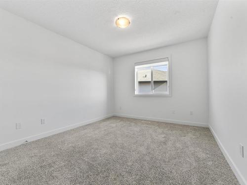 21351 96 Avenue, Edmonton, AB - Indoor Photo Showing Other Room