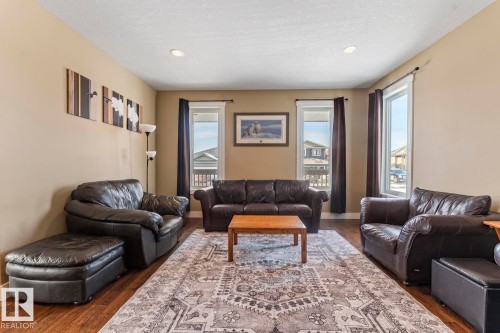 4929 58 Avenue, Cold Lake, AB - Indoor Photo Showing Living Room