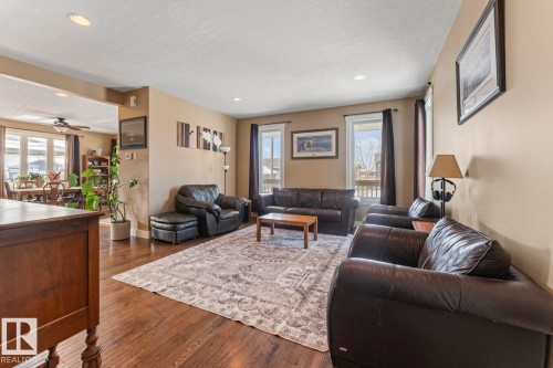 4929 58 Avenue, Cold Lake, AB - Indoor Photo Showing Living Room