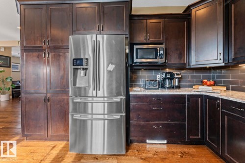 4929 58 Avenue, Cold Lake, AB - Indoor Photo Showing Kitchen