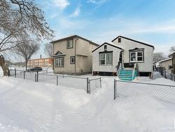 12045 90 Street  Edmonton, AB T5B 3Z2