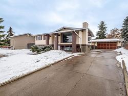 116 HARRISON Drive  Edmonton, AB T5A 2R4