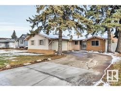 9415 75 Street  Edmonton, AB T6C 2H6