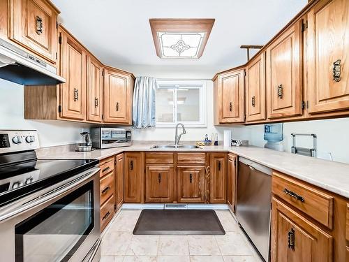 224 Warwick Road, Edmonton, AB - Indoor Photo Showing Kitchen With Double Sink