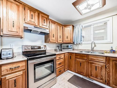 224 Warwick Road, Edmonton, AB - Indoor Photo Showing Kitchen With Double Sink