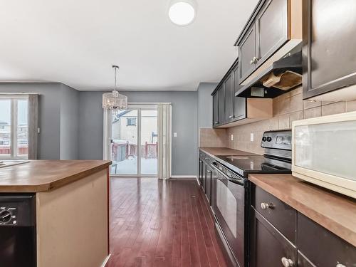 13906 146 Avenue Nw, Edmonton, AB - Indoor Photo Showing Kitchen