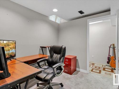 17211 60 Avenue, Edmonton, AB - Indoor Photo Showing Office