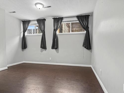 7204 78 Avenue, Edmonton, AB - Indoor Photo Showing Other Room