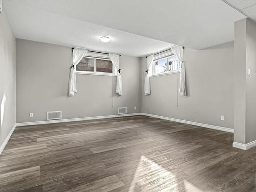 7204 78 Avenue, Edmonton, AB - Indoor Photo Showing Other Room