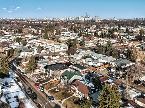 7204 78 Avenue, Edmonton, AB - Outdoor With View