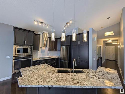 34 3090 Cameron Heights Way, Edmonton, AB - Indoor Photo Showing Kitchen With Double Sink With Upgraded Kitchen