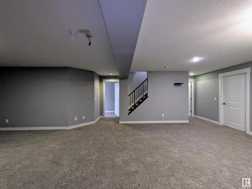 34 3090 Cameron Heights Way, Edmonton, AB - Indoor