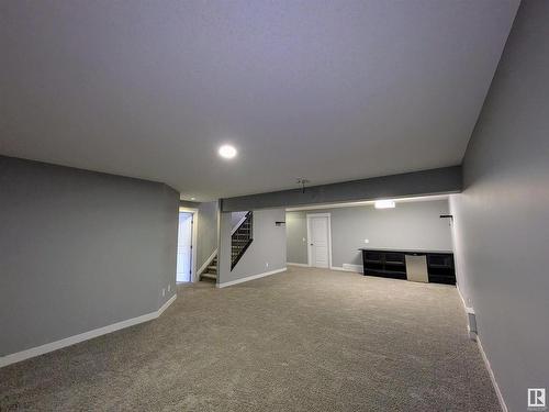 34 3090 Cameron Heights Way, Edmonton, AB - Indoor