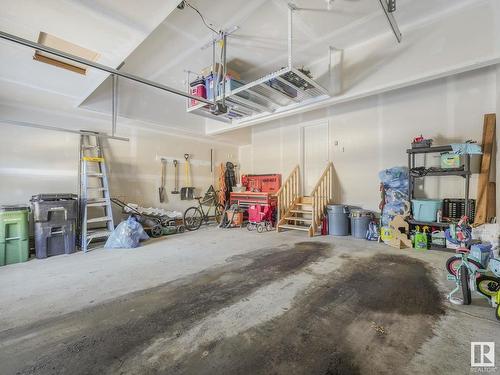 20019 29 Avenue, Edmonton, AB - Indoor Photo Showing Garage