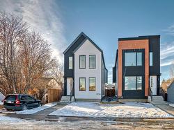 9738 160 Street  Edmonton, AB T5P 3C8