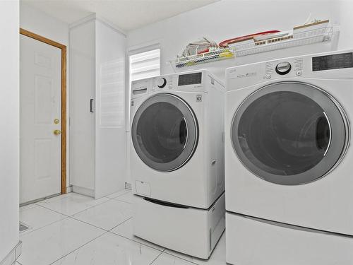 3105 41A Ave, Edmonton, AB - Indoor Photo Showing Laundry Room