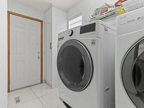 3105 41A Ave, Edmonton, AB - Indoor Photo Showing Laundry Room