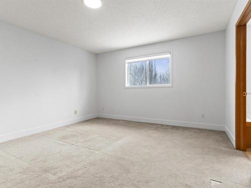 3105 41A Ave, Edmonton, AB - Indoor Photo Showing Other Room