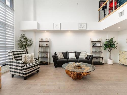 106 9020 Jasper Avenue, Edmonton, AB - Indoor Photo Showing Living Room