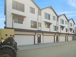 39 525 Secord Boulevard  Edmonton, AB T5T 7V3