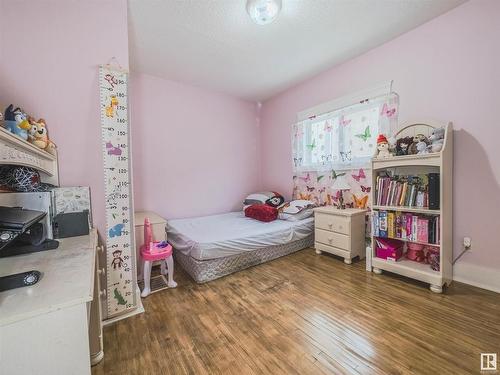 9944 160 Street, Edmonton, AB - Indoor Photo Showing Bedroom