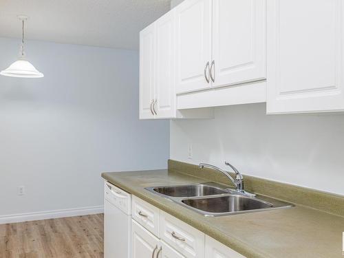 303 11446 40 Avenue, Edmonton, AB - Indoor Photo Showing Kitchen With Double Sink