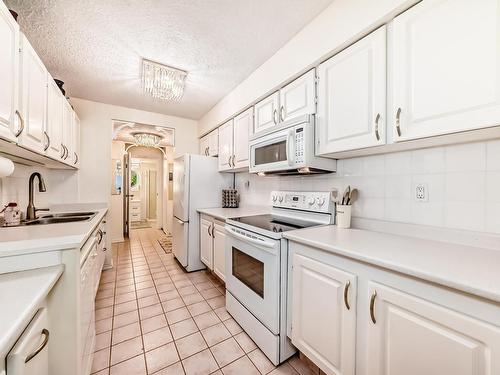 707 8315 105 Street, Edmonton, AB - Indoor Photo Showing Kitchen