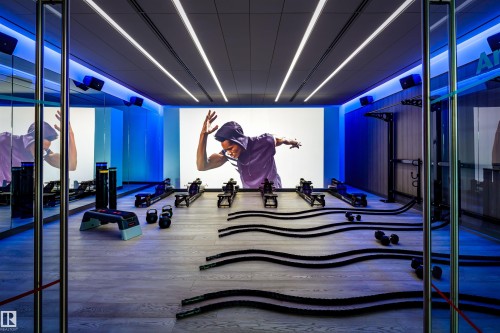 2912 10360 102 Street, Edmonton, AB - Indoor Photo Showing Garage