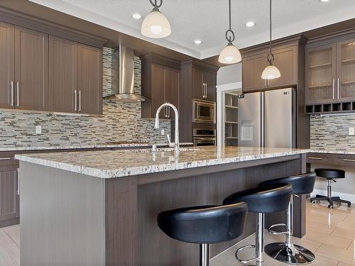 1504 Cunningham Cape, Edmonton, AB - Indoor Photo Showing Kitchen With Upgraded Kitchen