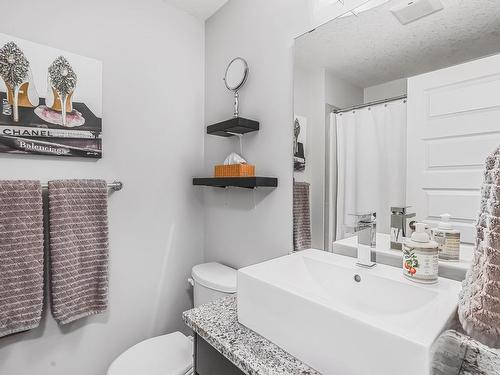 127 5151 Windermere Boulevard, Edmonton, AB - Indoor Photo Showing Bathroom