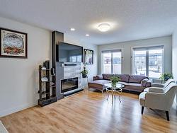 5718 HAWTHORN Common  Edmonton, AB T6X 2L5