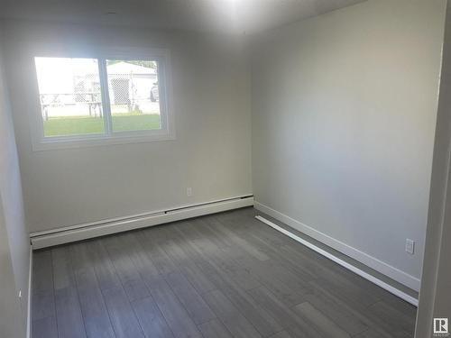 9341 95 Street, Edmonton, AB - Indoor Photo Showing Other Room