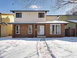 3963 55 Street  Edmonton, AB T6L 1C1