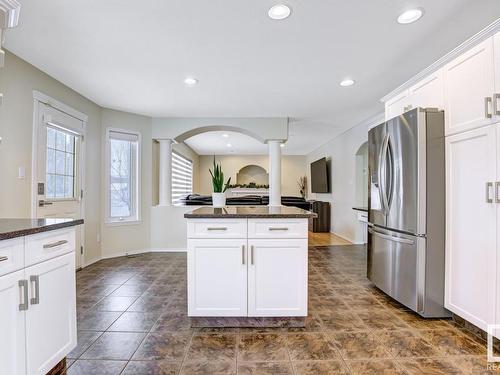 8918 159A Avenue, Edmonton, AB - Indoor Photo Showing Kitchen