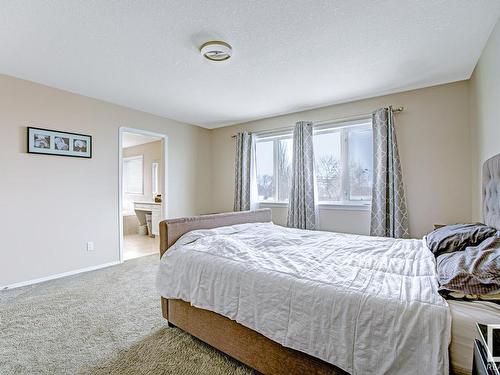 8918 159A Avenue, Edmonton, AB - Indoor Photo Showing Bedroom