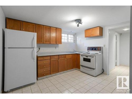 10623 83 Street, Edmonton, AB - Indoor Photo Showing Kitchen