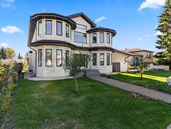 4535 26 Avenue  Edmonton, AB T6L 4H4